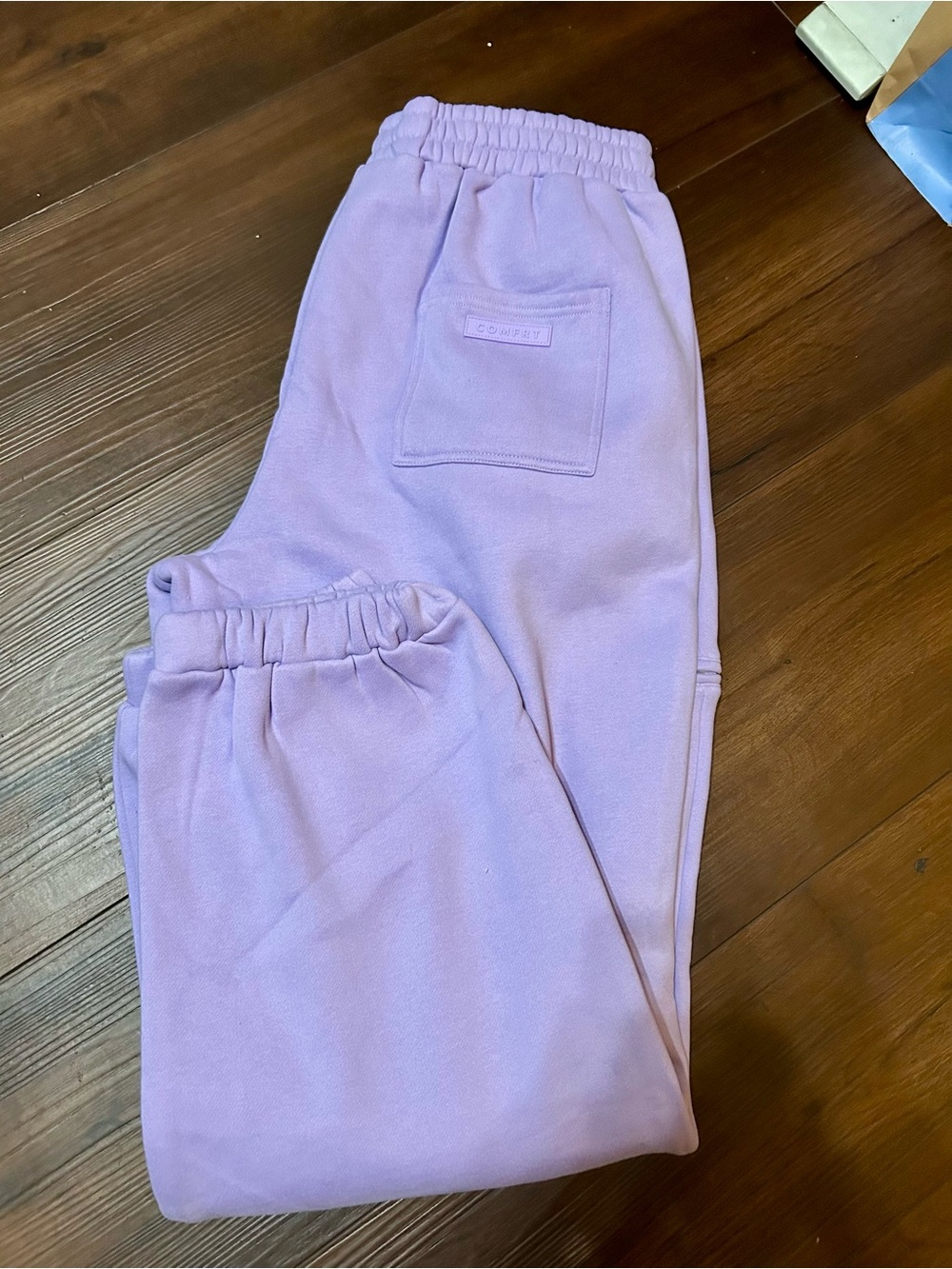 Comfrt NWT DND Travel Sweatpants in Lavender - Picture 1 of 4